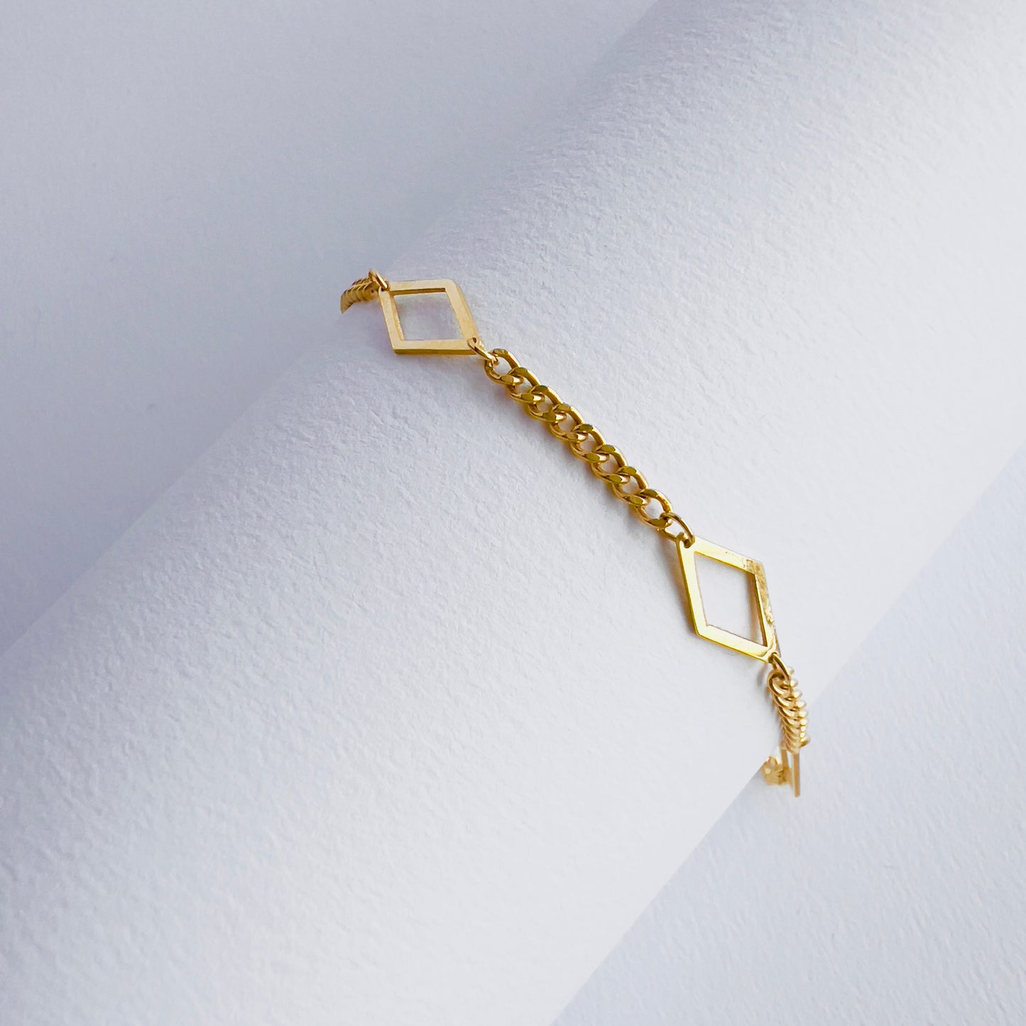 Leila Bracelet - 18k gold