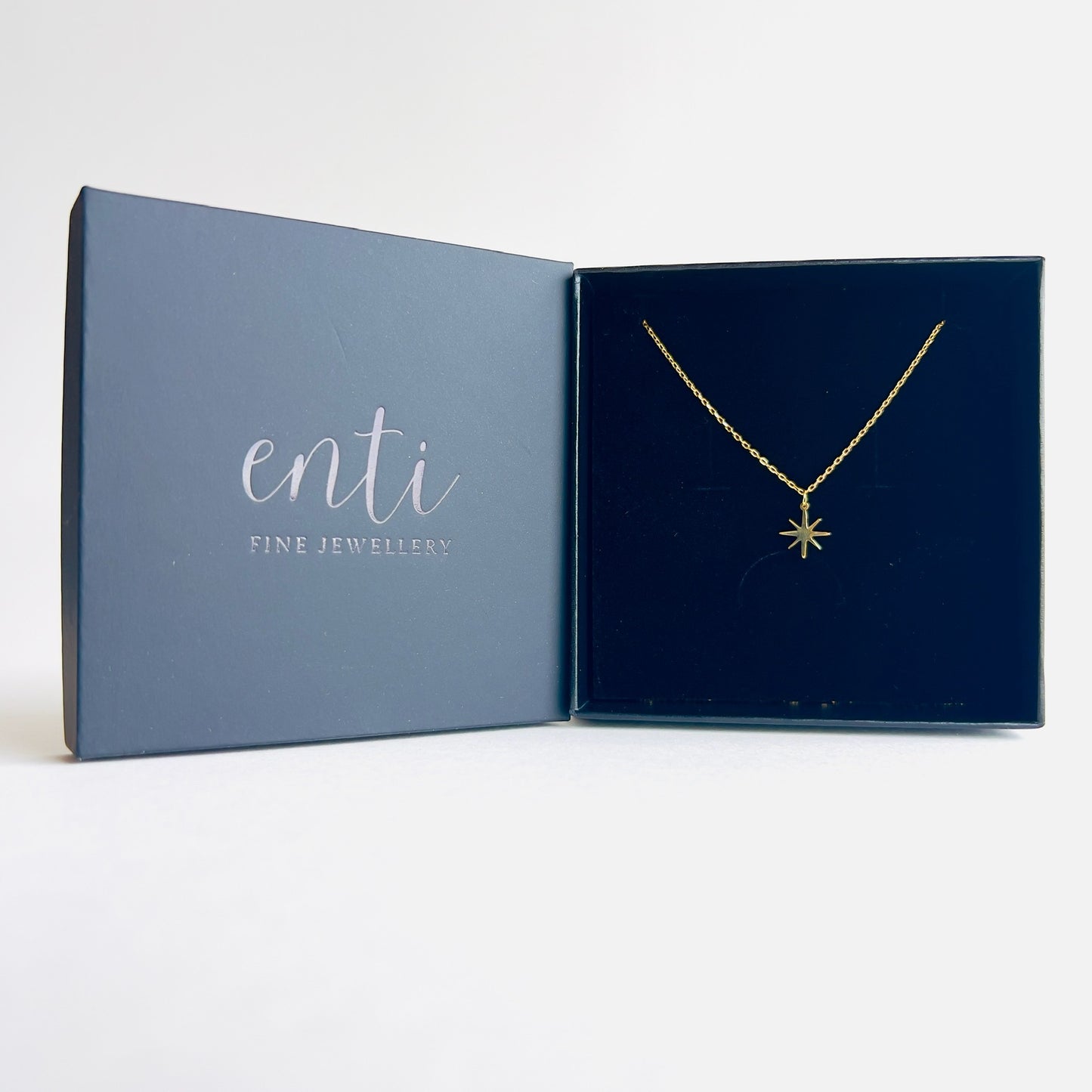 18k gold chain necklace with star pendent handmade