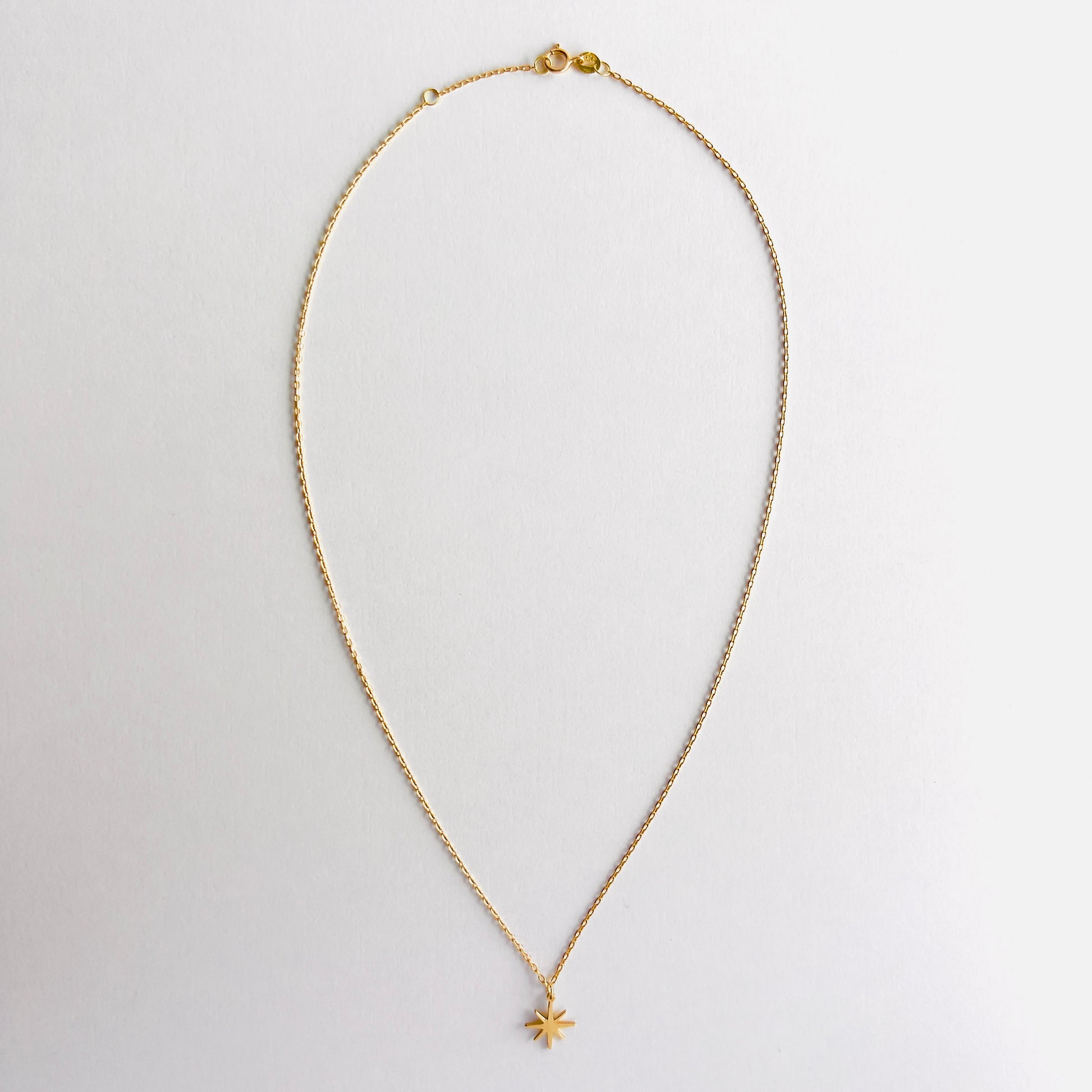 cable chain style 18k gold necklace for women