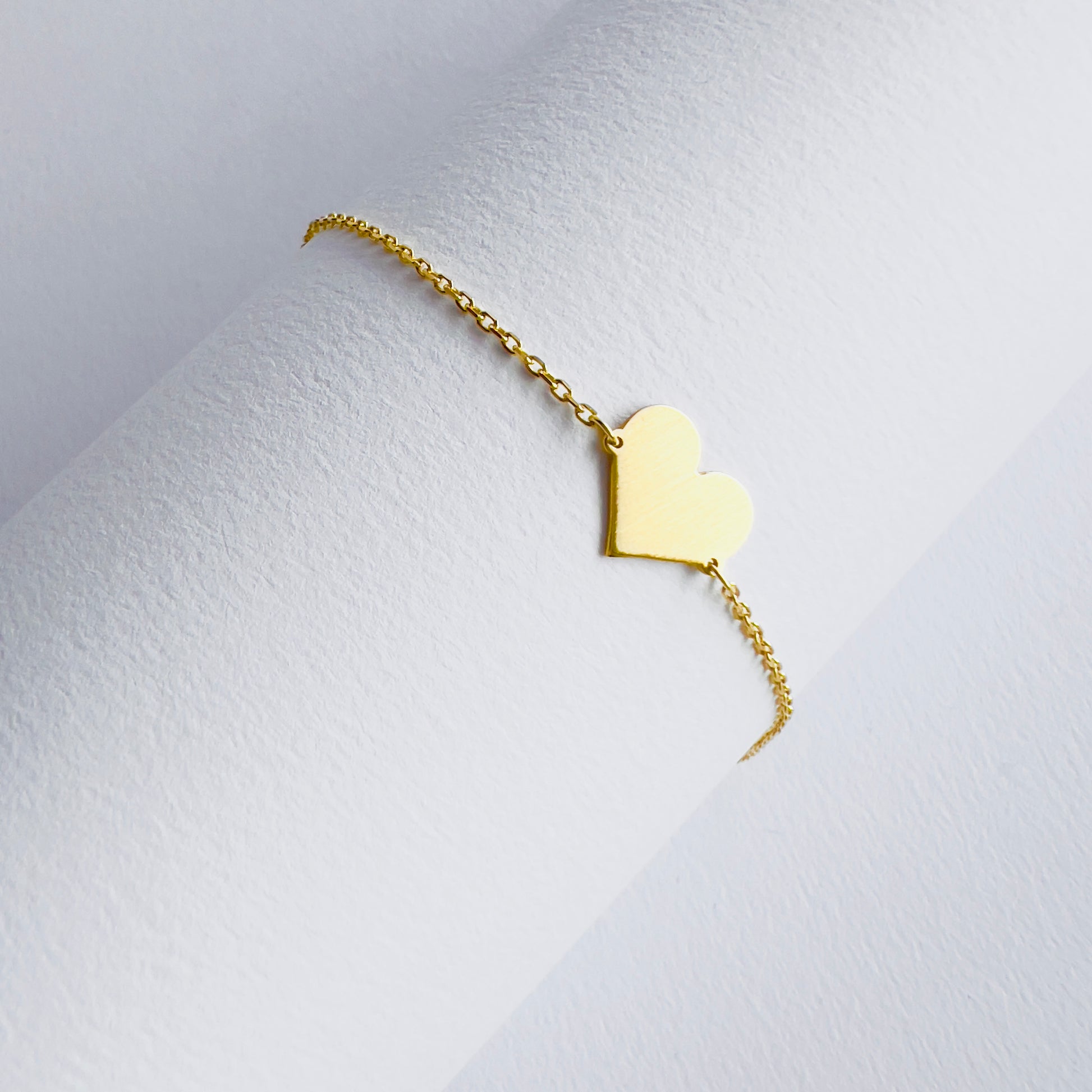 Jamila Gold Bracelet Handmade 18k Gold Heart Chain Bracelet