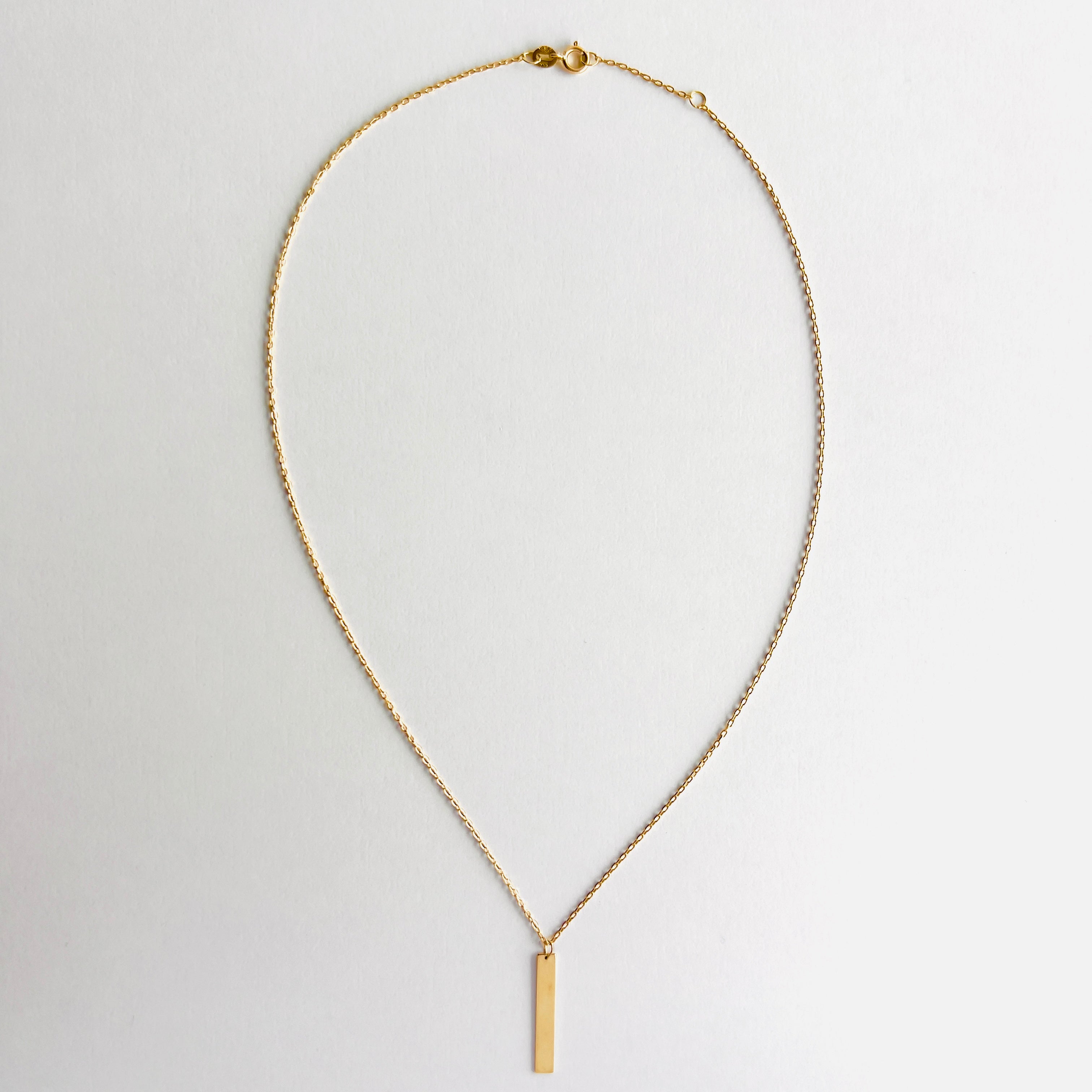 18k Gold Zara Necklace | Vertical Gold Bar Pendant Necklace – enti